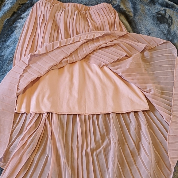 Pink skirt - Picture 3 of 4